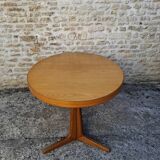 Baumann oval table