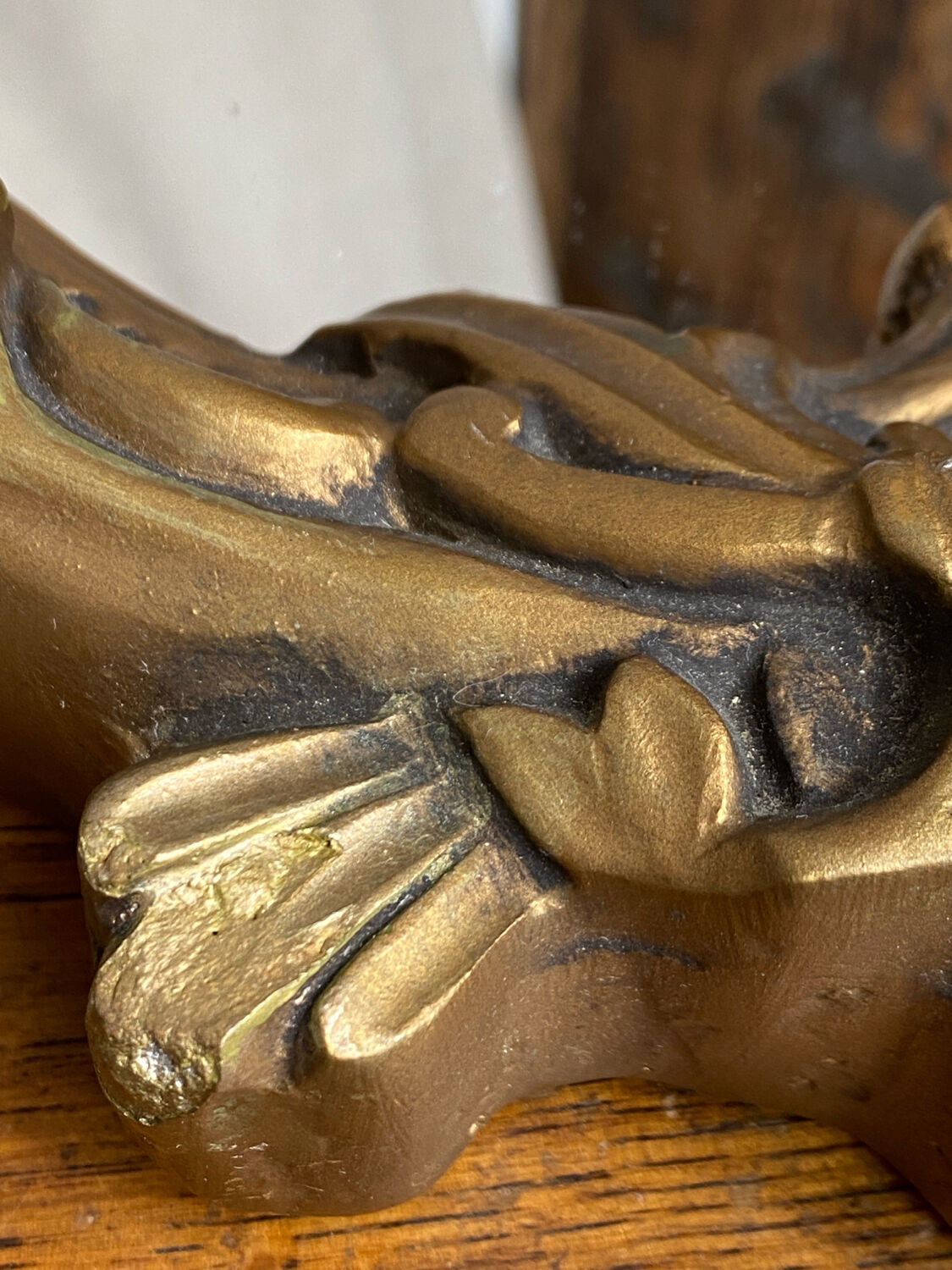 Rococo style mirror in wood and gilded stucco