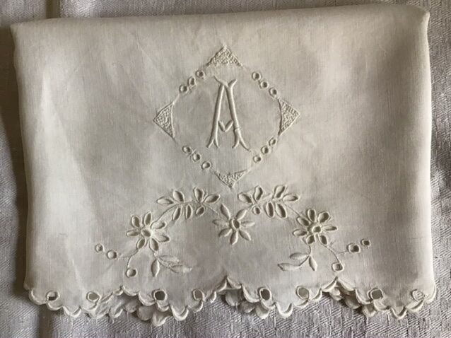 Baby sheet marked "A" 81x120cm