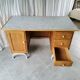 Bureau de maître d’école des années 50