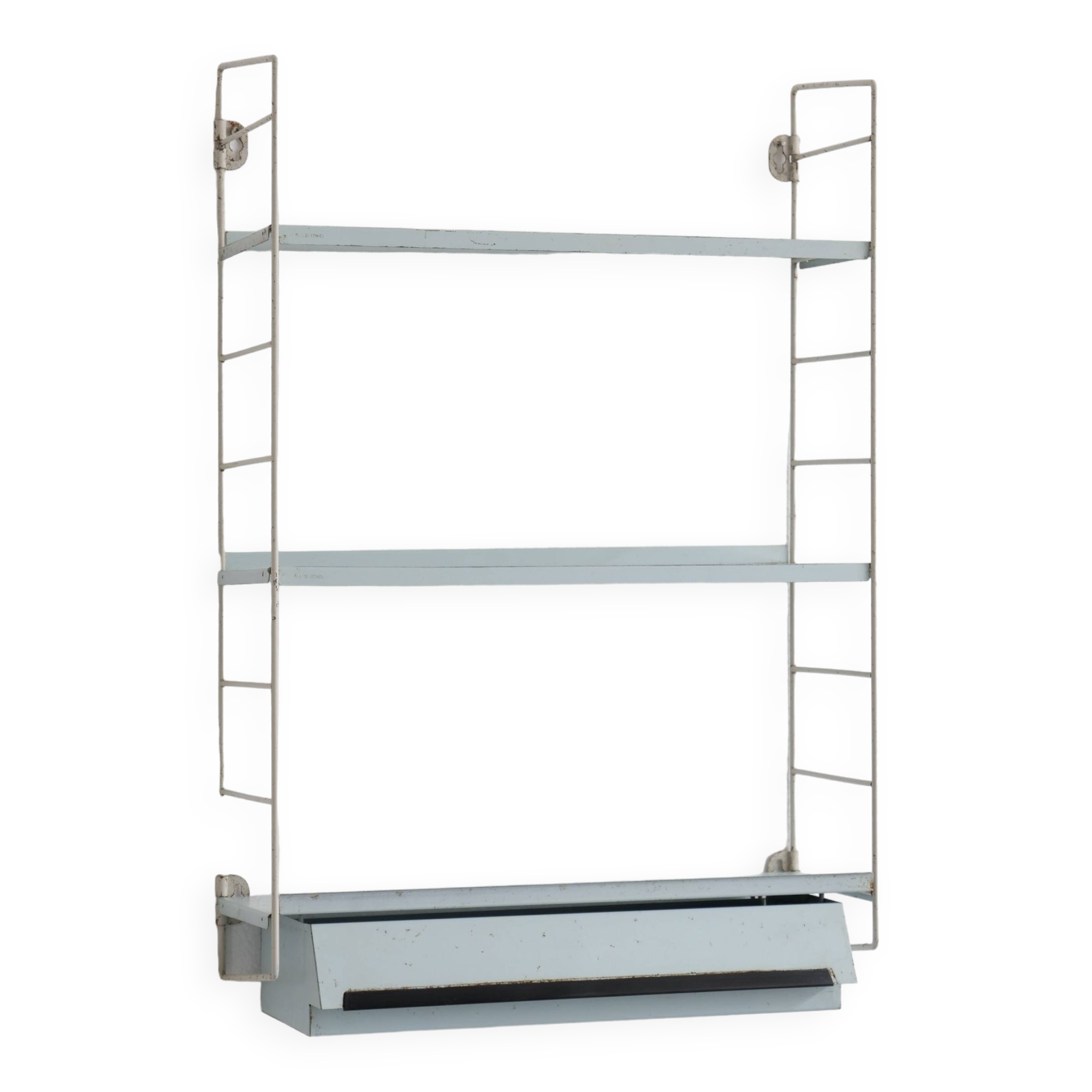 Compact tomado shelf with drawer