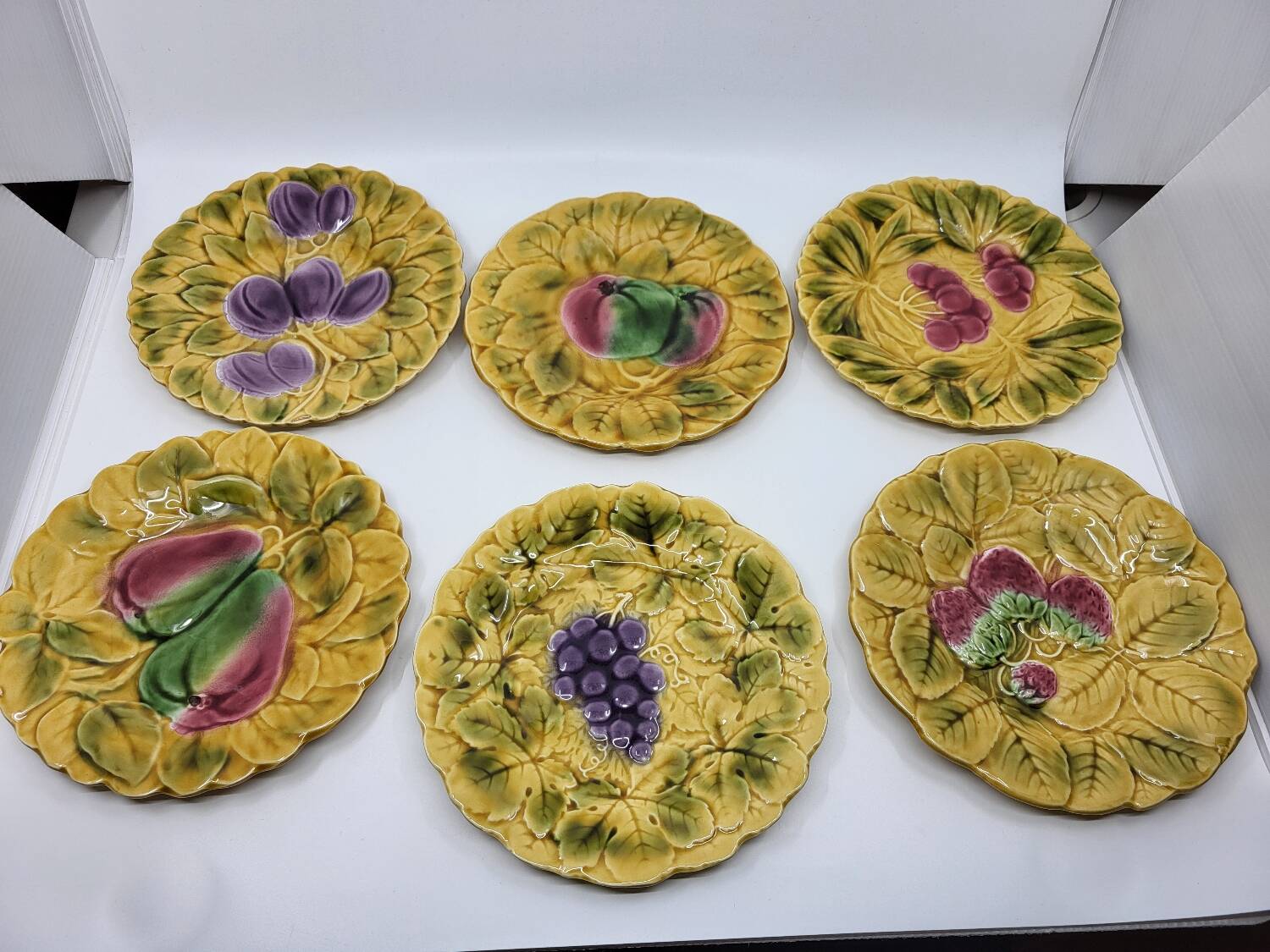Sarreguemines dessert plates in barbotine with fruit decoration French Vintage