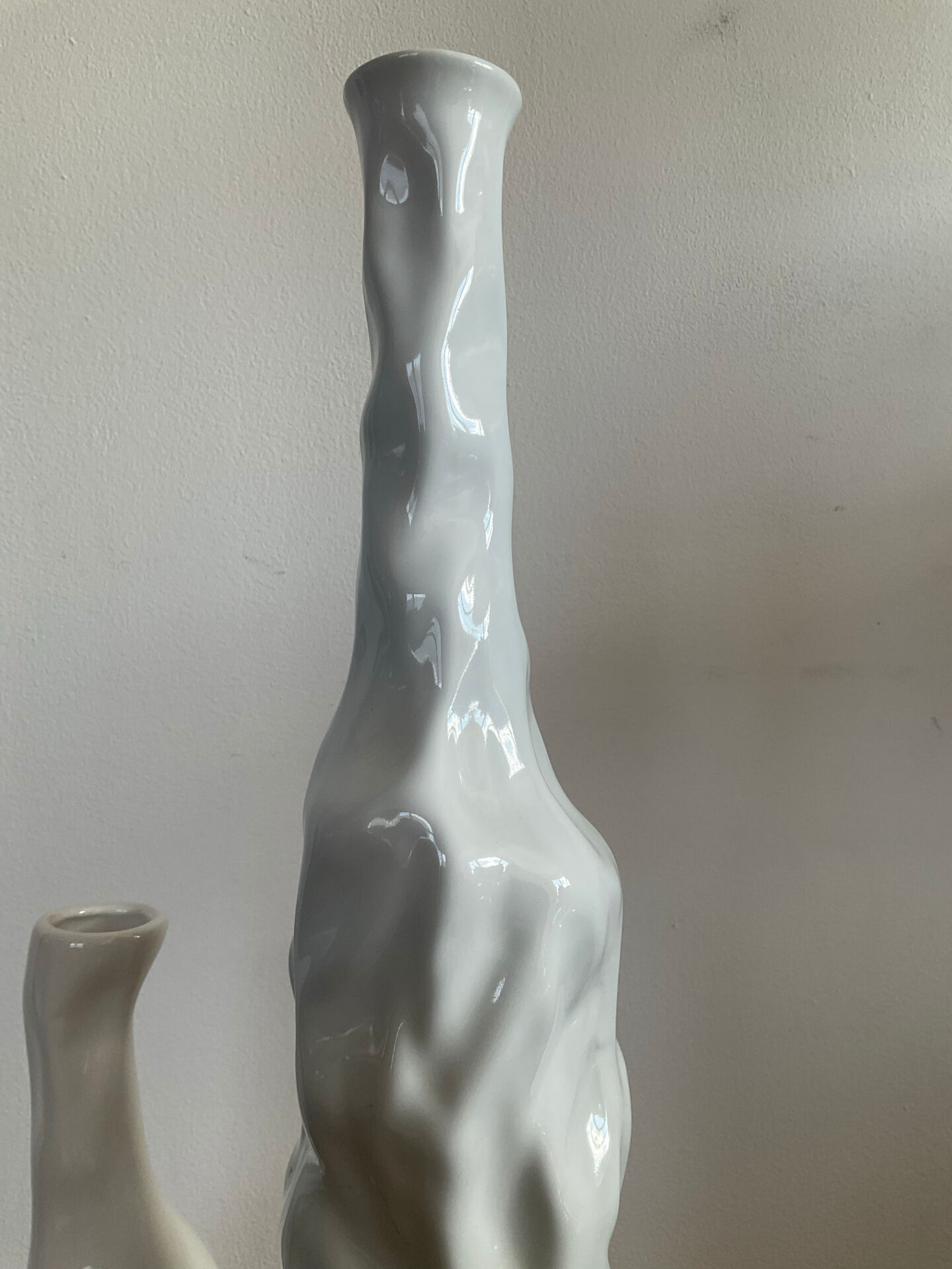 Duo de vases, soliflores vintage en céramique émaillée
