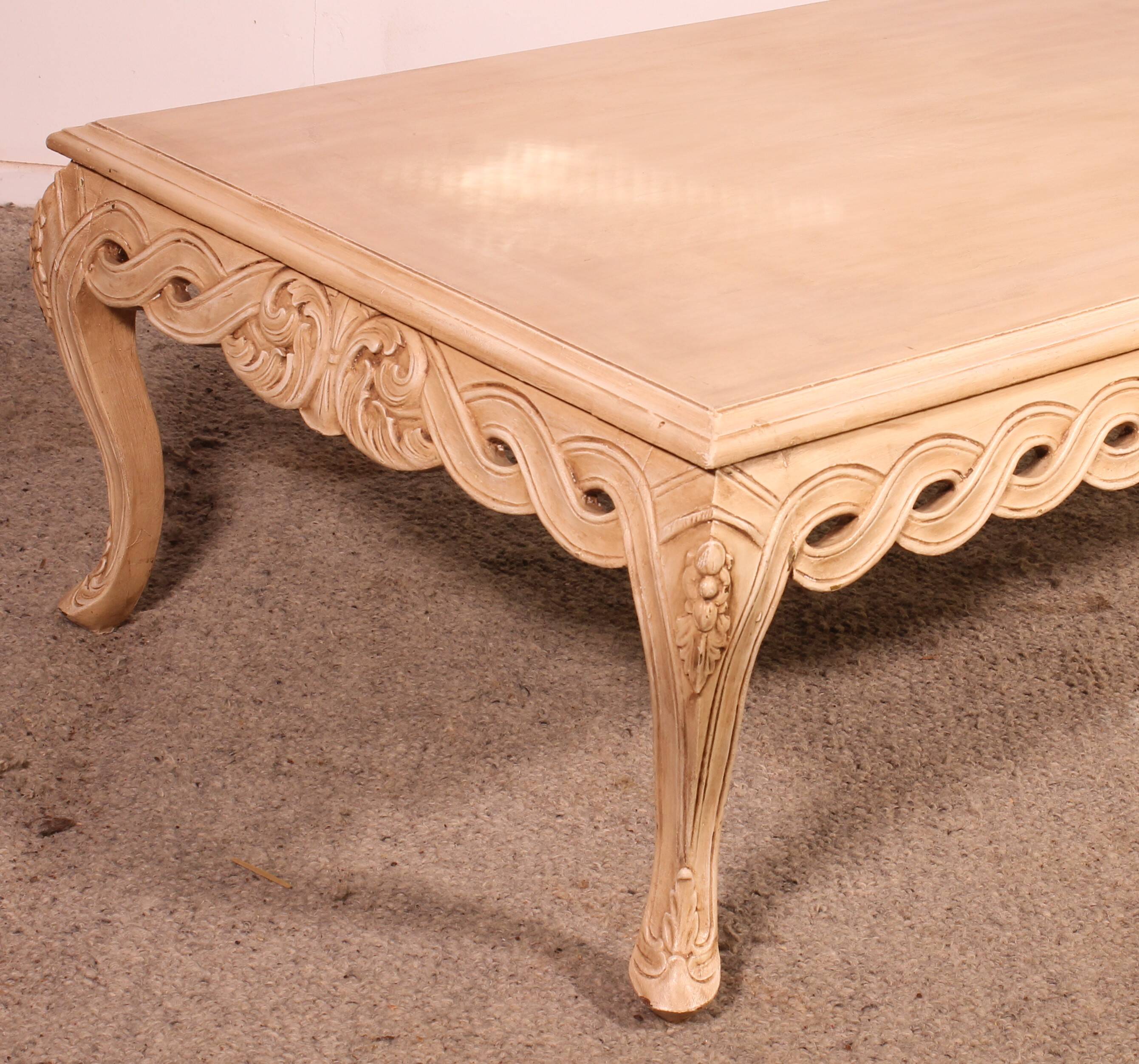 polychrome wooden coffee table