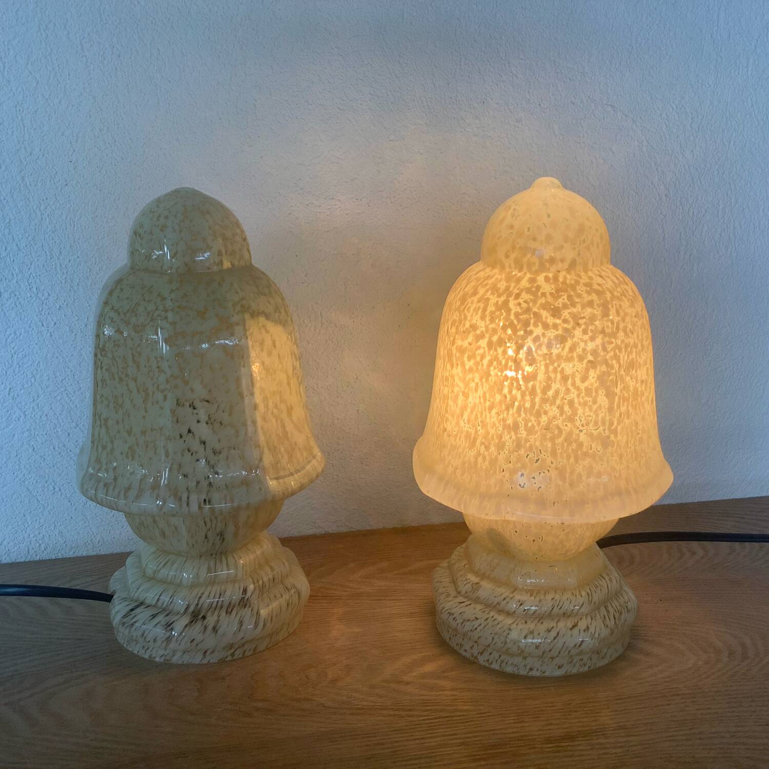 2 Art Deco Globe Lamps in Yellow Clichy Glass.