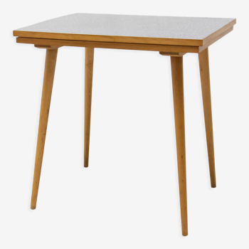 Table d’appoint par Interiér Praha, Tchécoslovaquie, années 1960