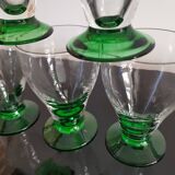 6 verres à pieds coloré vert, années 1930