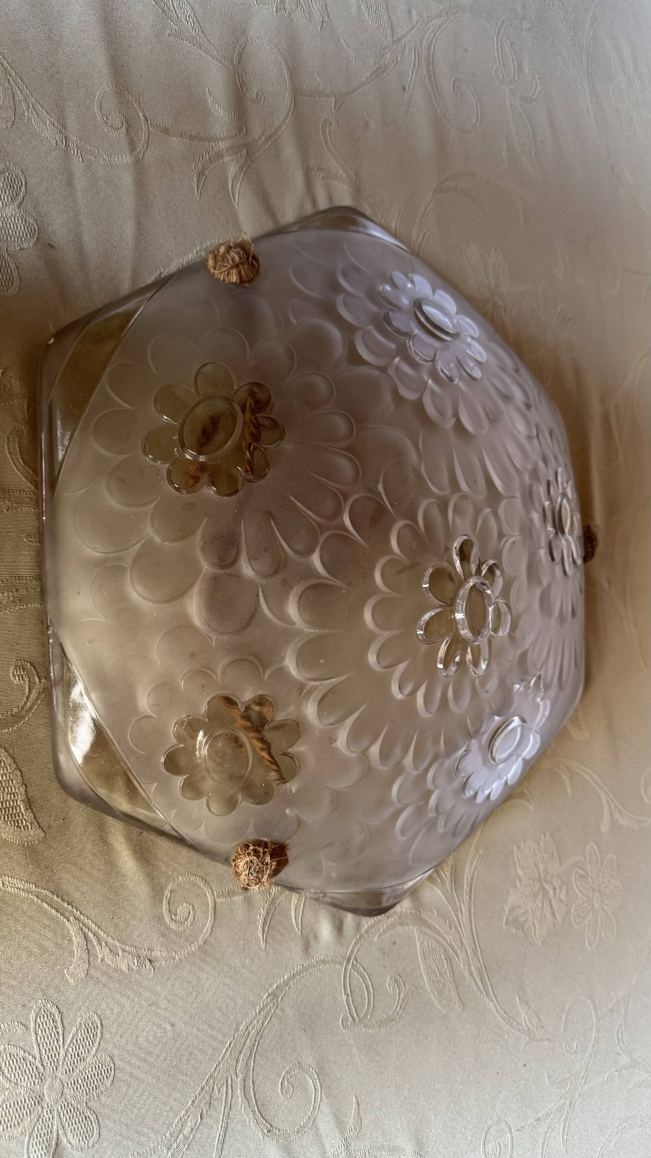 Art Deco glass press basin suspension signed Degue