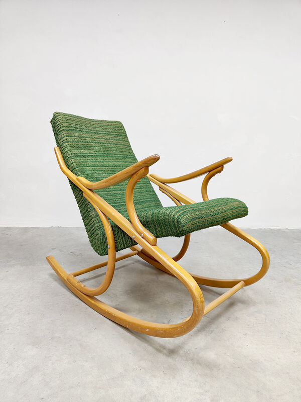 Rocking-chair vintage en bois courbé