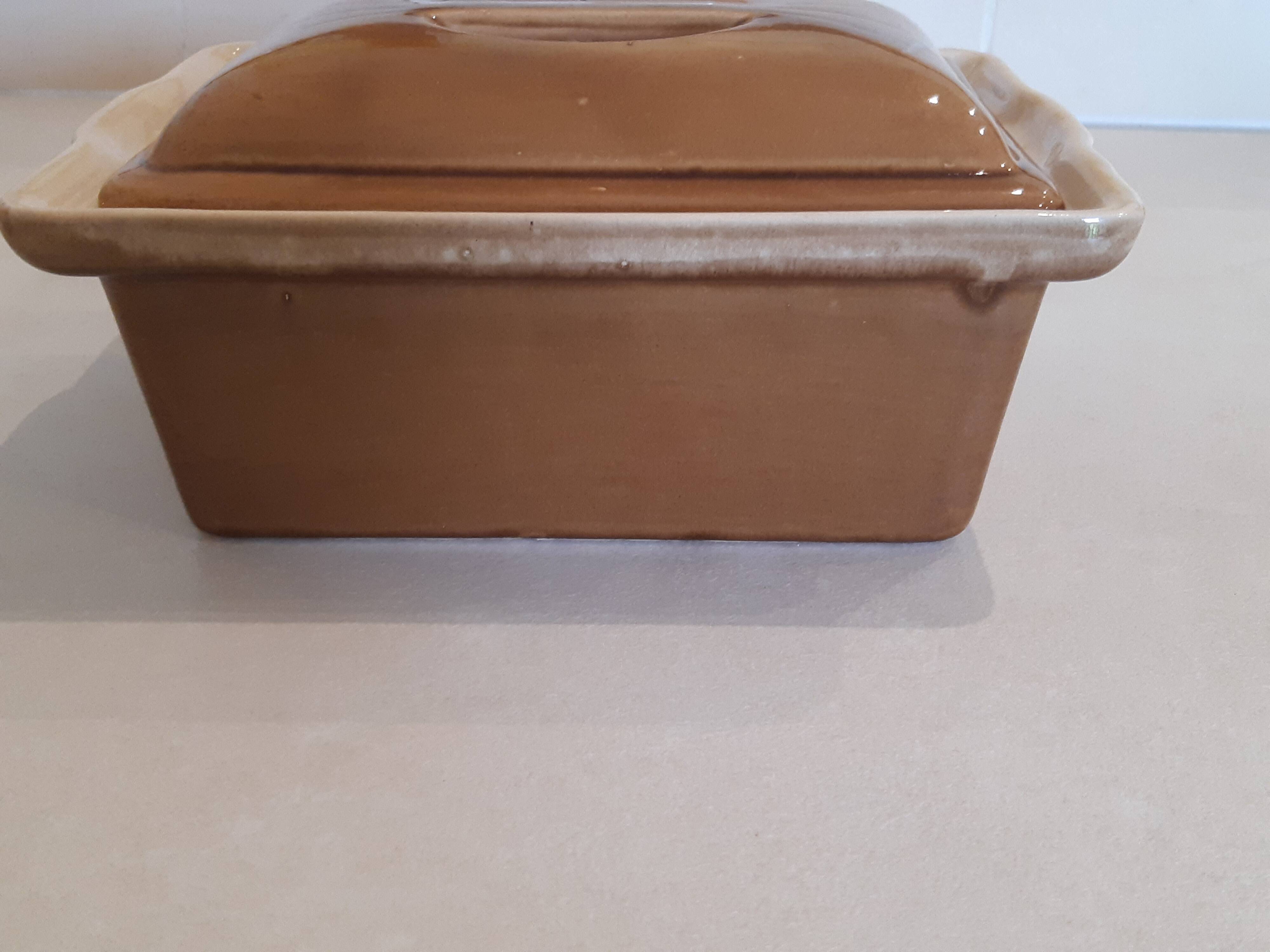 Glazed earthenware casserole pot