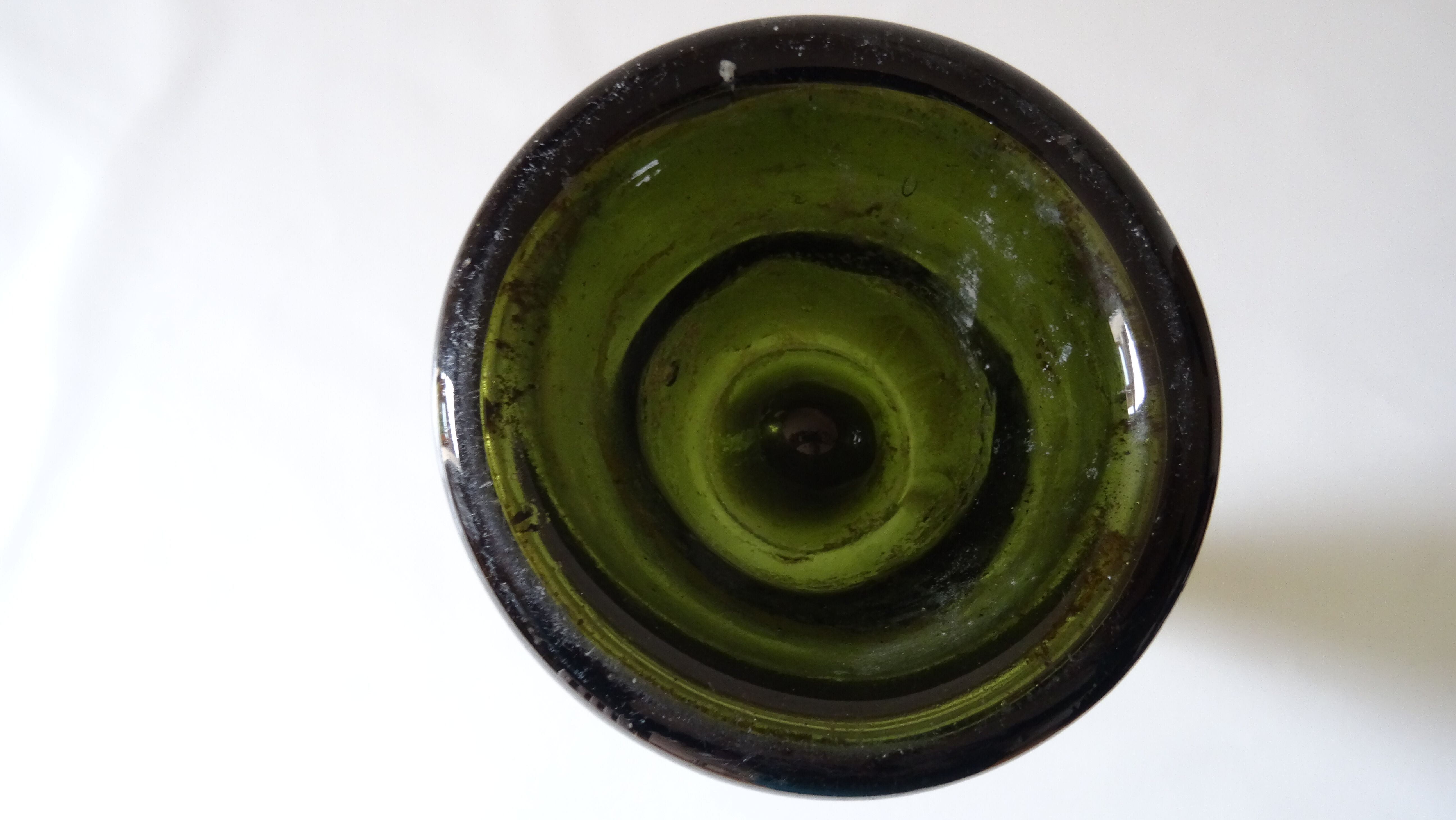 Champagne bottle, blown ancient
