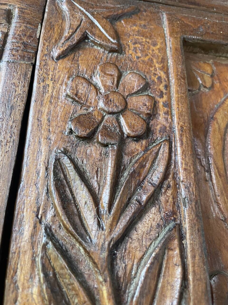 Auvergne brutalist folk art furniture 1890