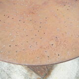 Round metal garden table