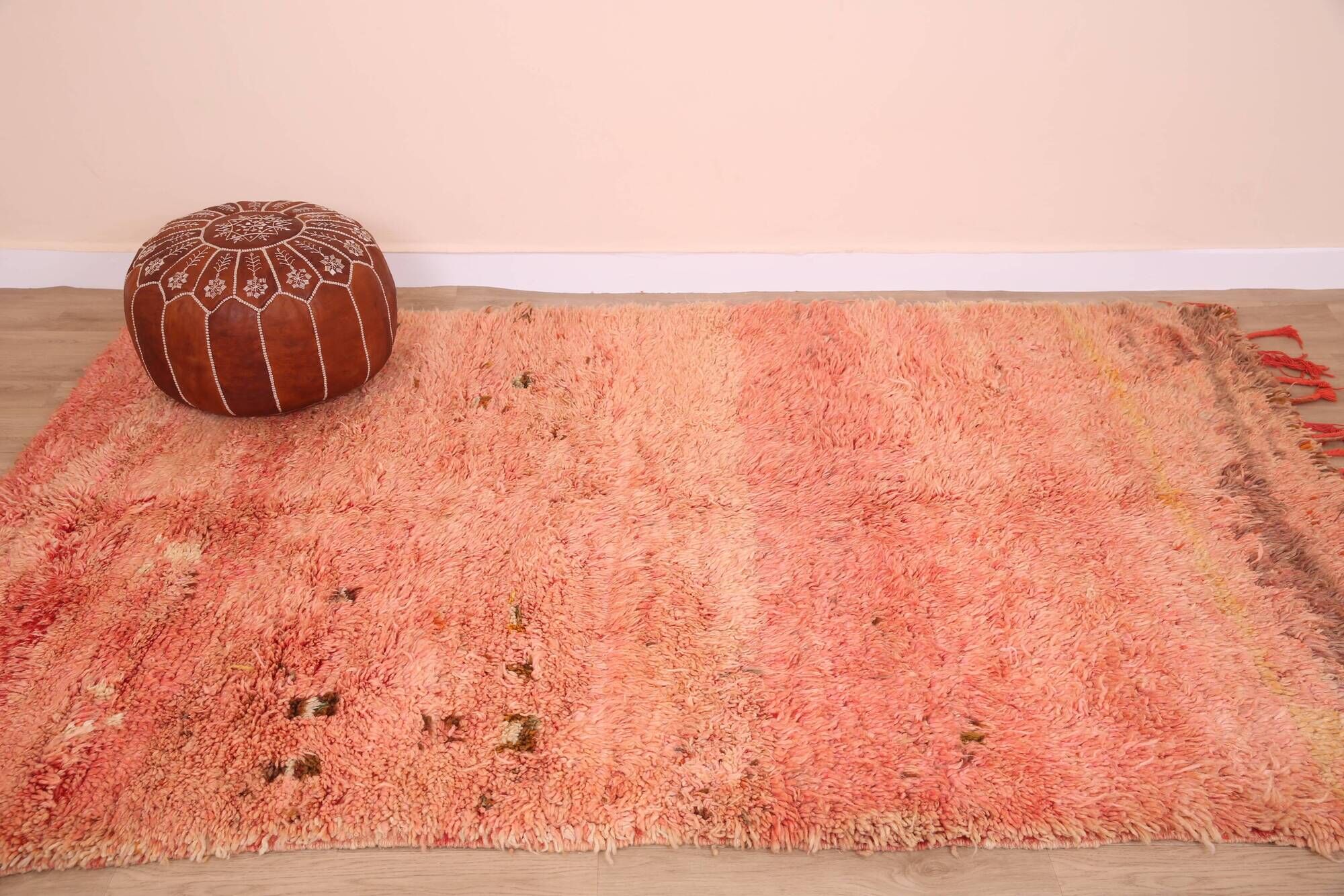 Peach Vintage Moroccan 175 x 246 cm, Berber Wool Rug Handmade, Boho Rug