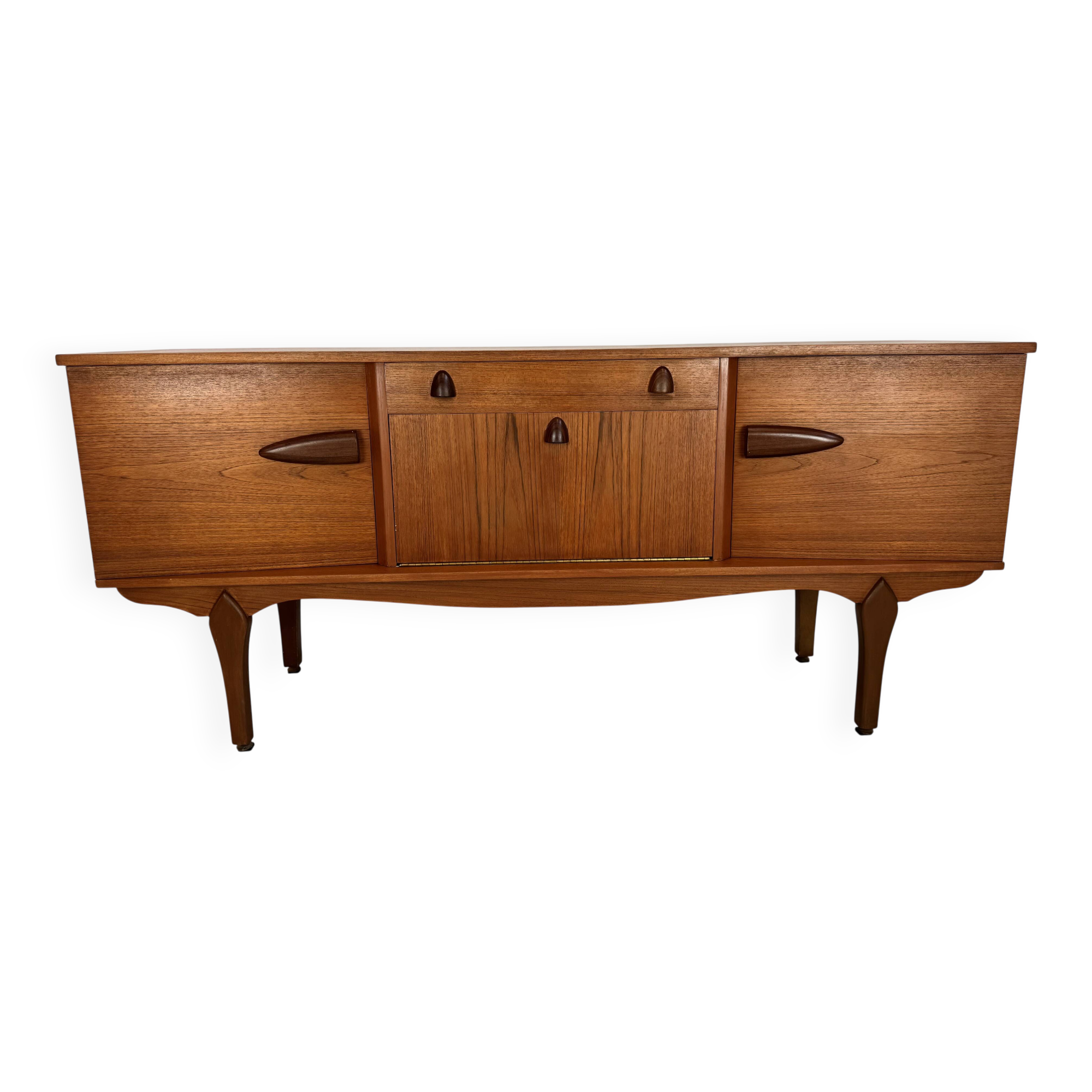 Buffet unique de style art déco des années 60 avec poignées en palissandre.