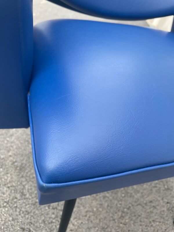 fauteuil vintage simili cuir bleu