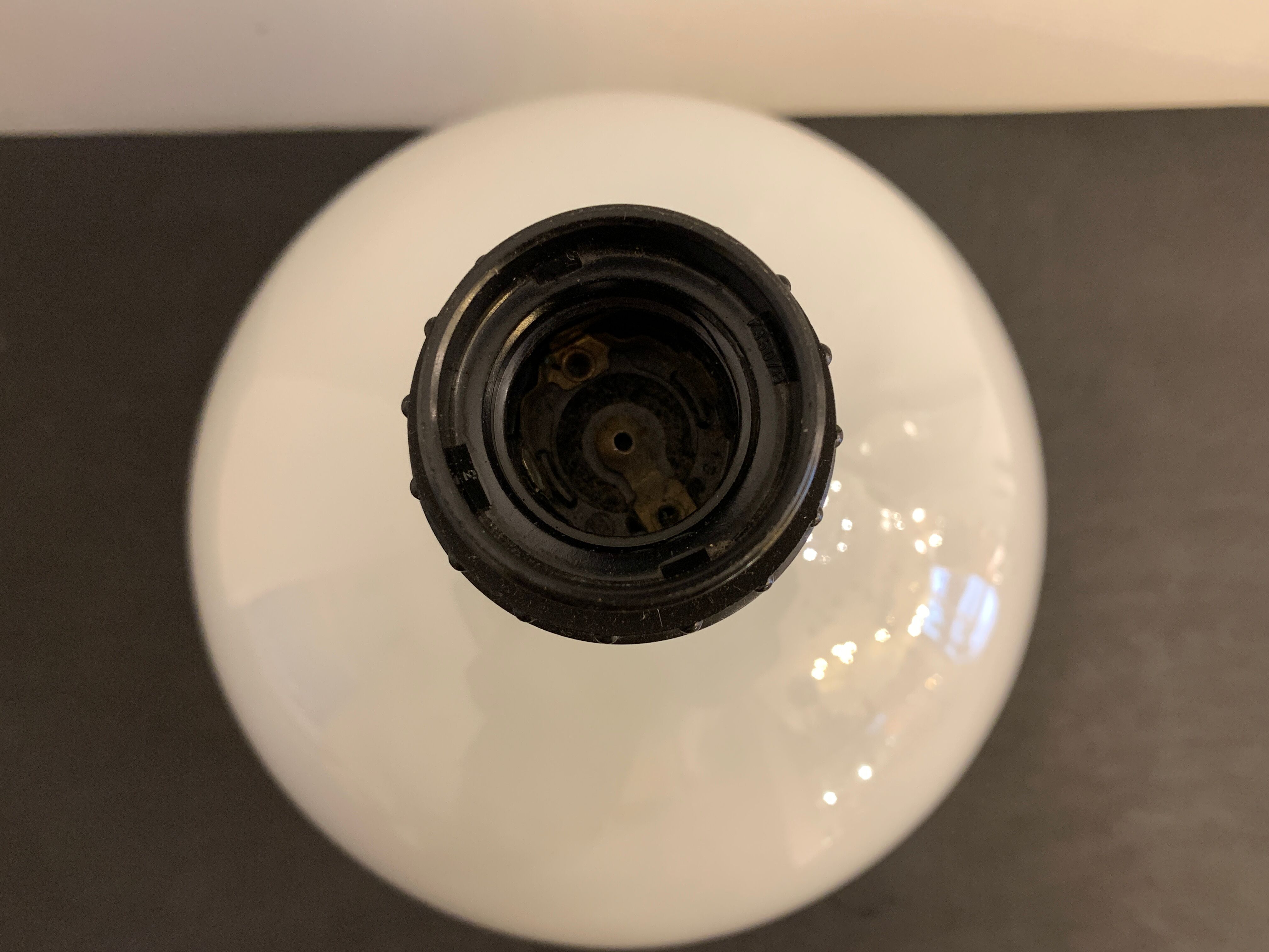 Ball lamp foot, in white porcelain Virebent, 1970