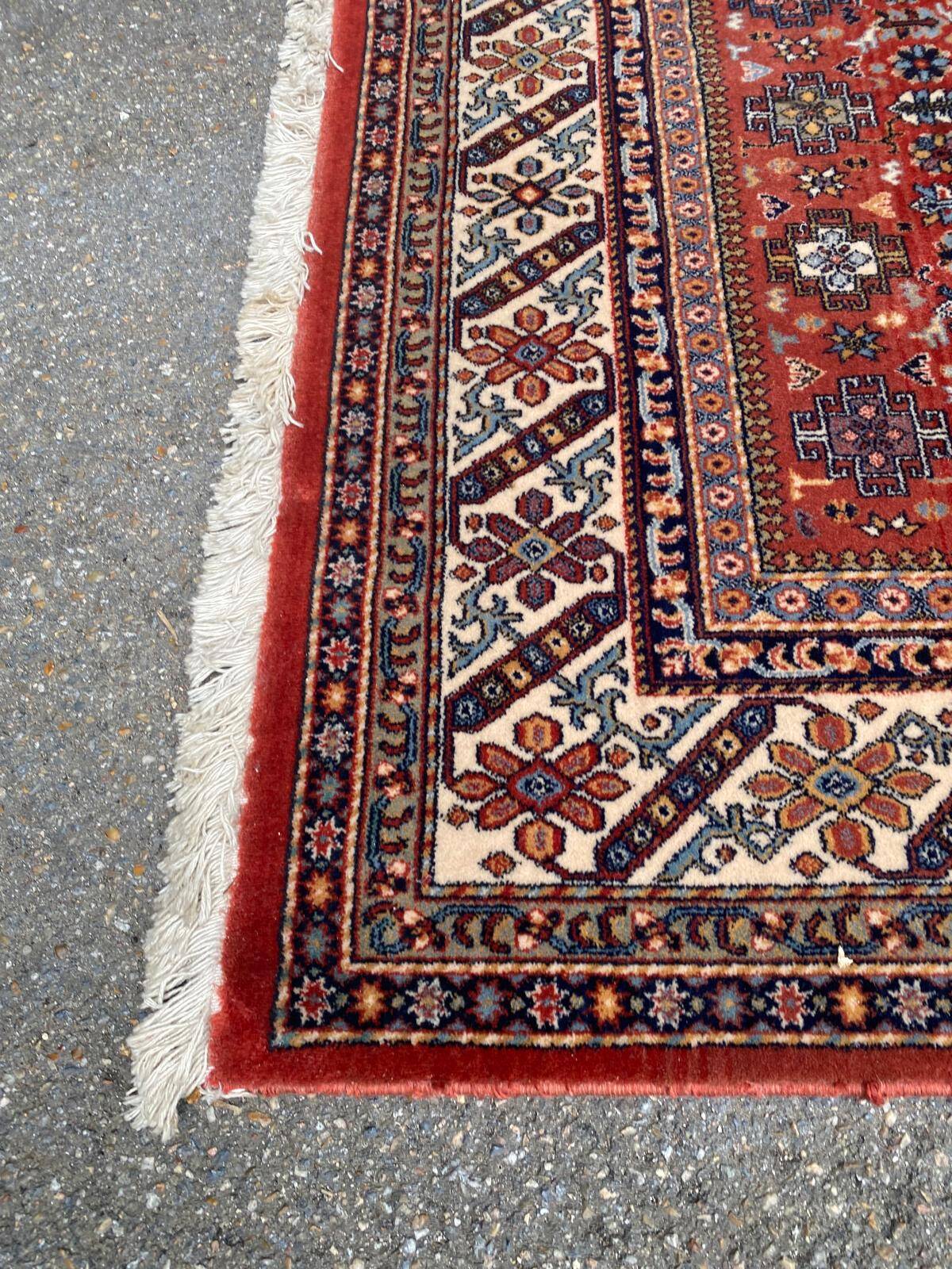 Burgundy wool Persian rug Saint Maclou 170x240cm