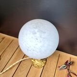 Clichy globe brass lamp