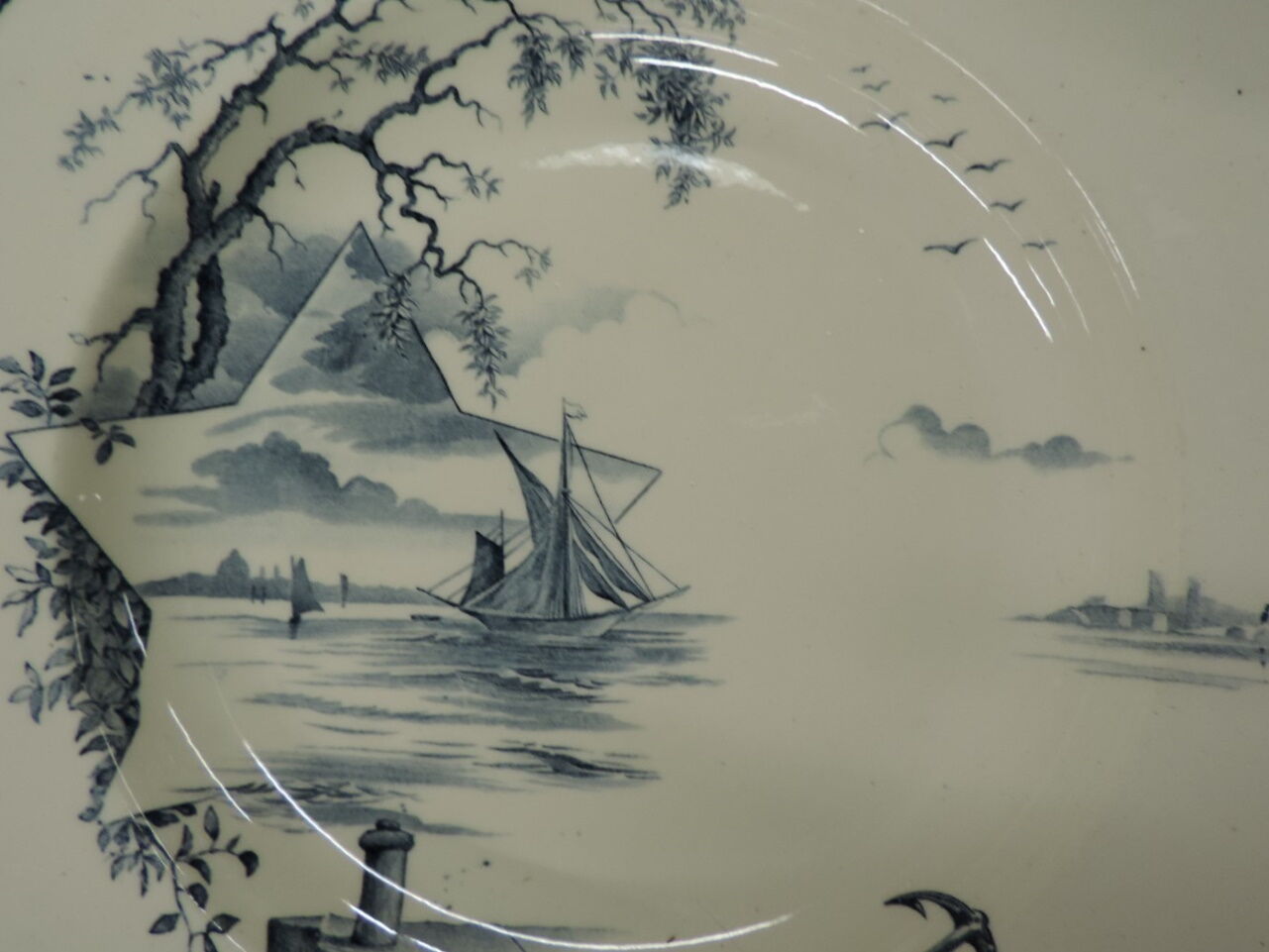 Set of four plates, Gien, fin XIxème