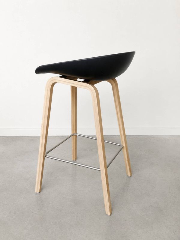 Tabourets de bar hay – about a stool (aas) – chêne & coque noire – lot