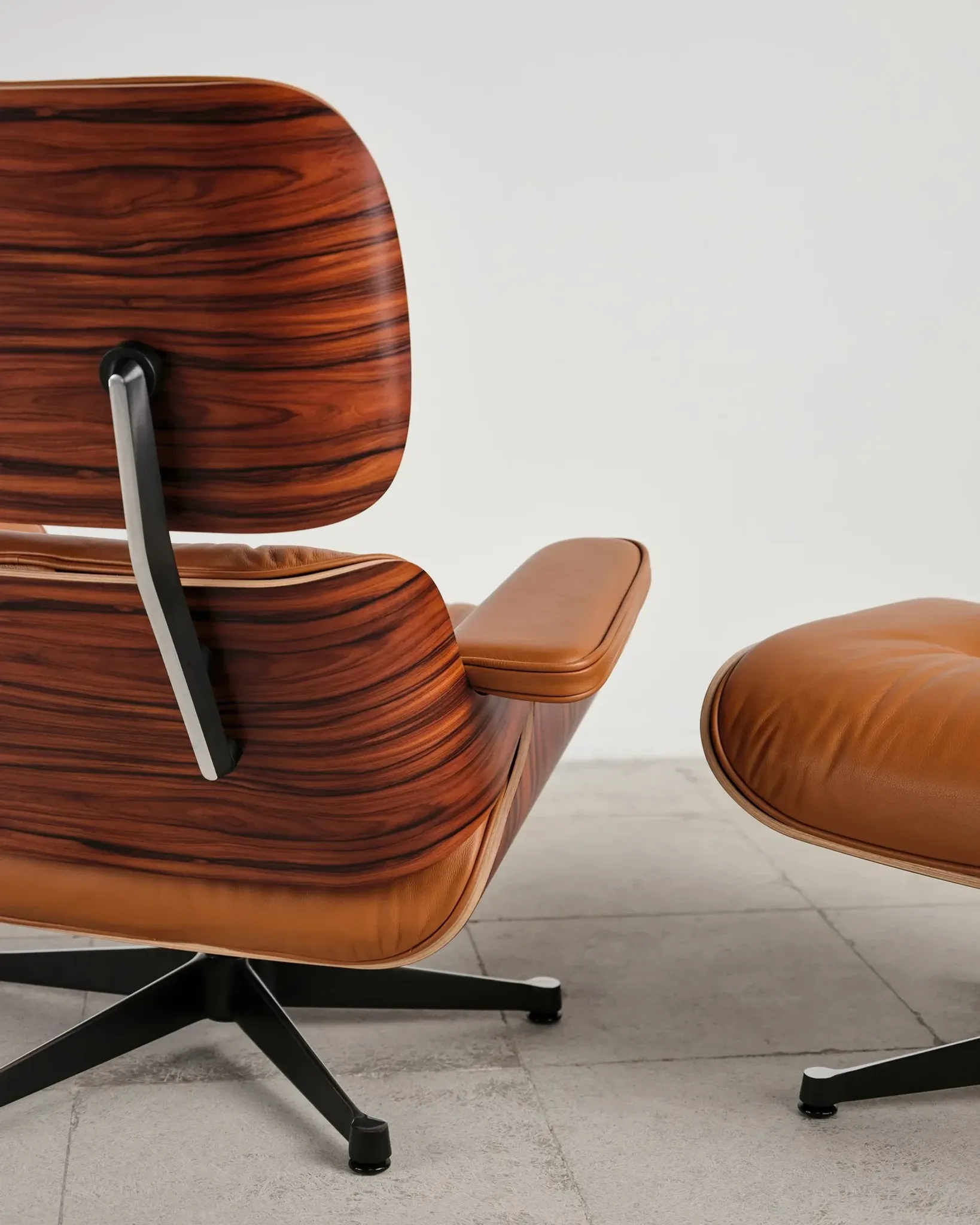 Lounge Chair and ottoman in rosewood by Charles & Ray Eames, Vitra