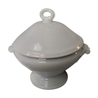 Soup tureen in opaque faience of Lunéville