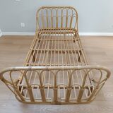 Rattan bed