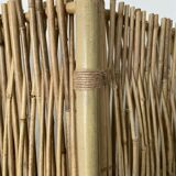 Artisanal screen separator of bamboo pieces