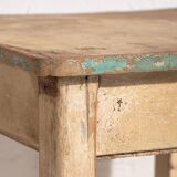 Table basse, d'appoint en bois massif, c.1920