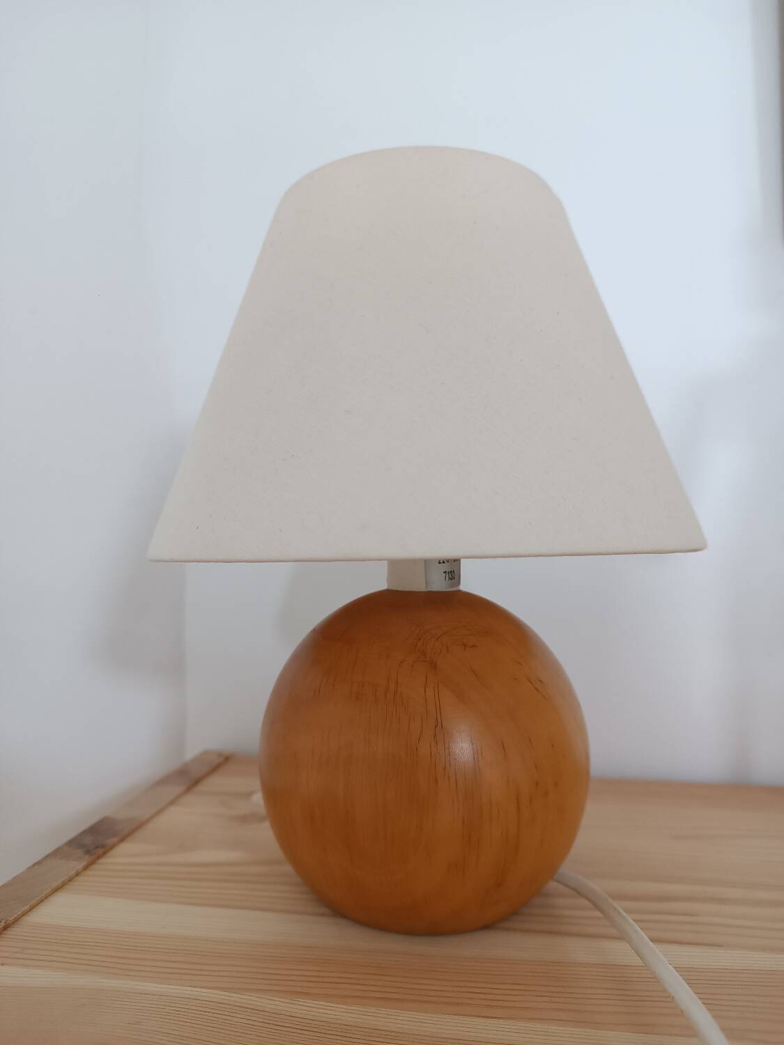 Solid walnut ball lamp