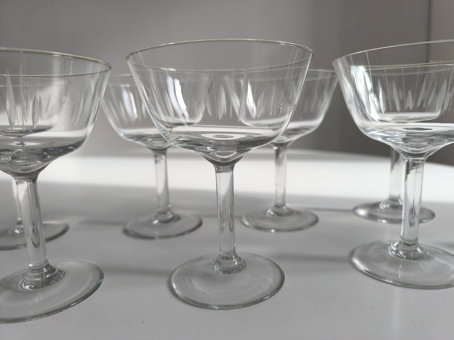 Set of 8 chiseled crystal champagne glasses