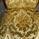 Fauteuil voltaire style Louis XV en bois massif et velours fleuri jaune