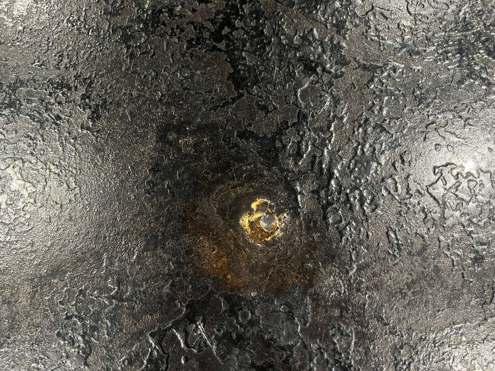 Industrial round coffee table