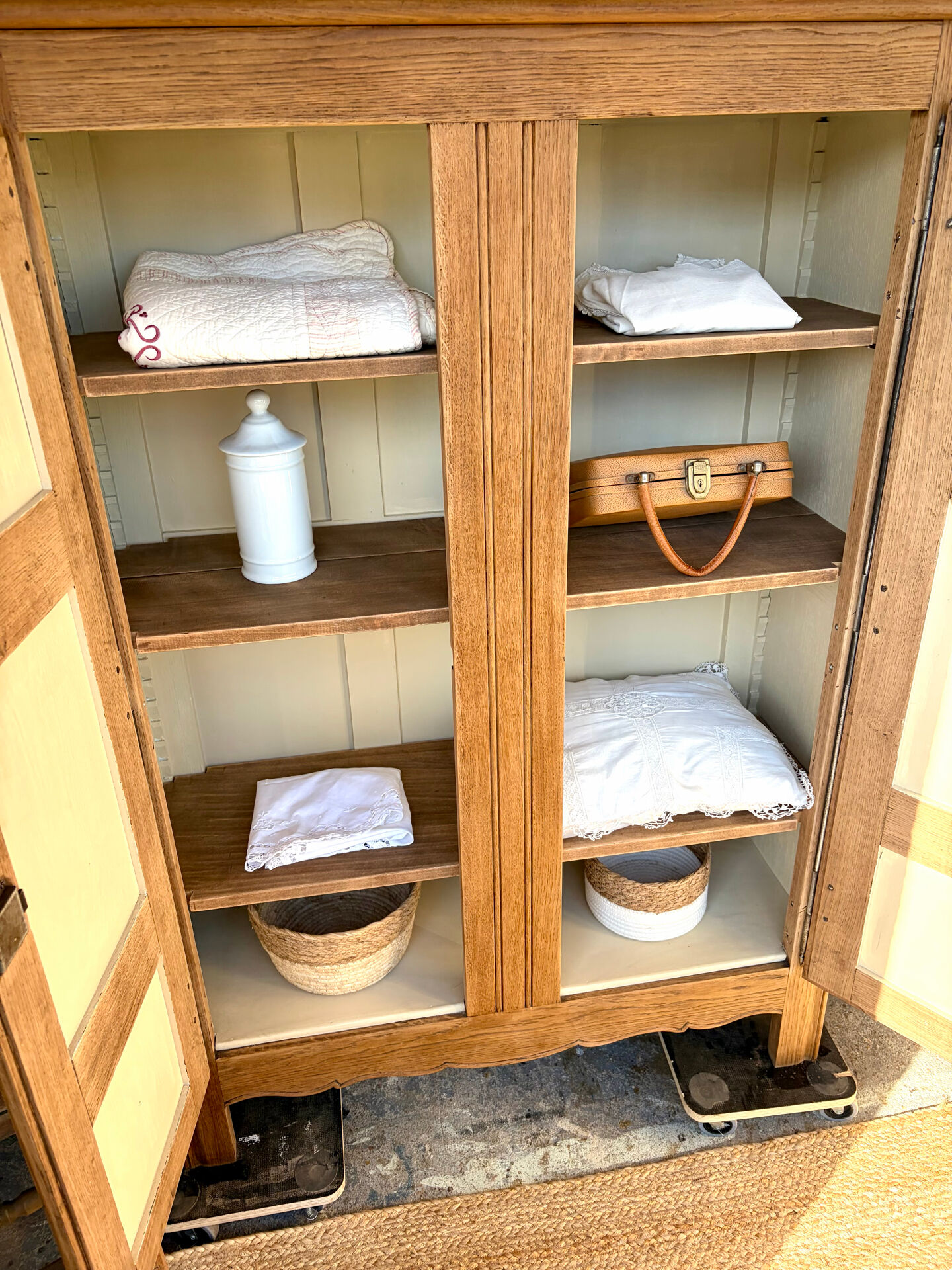 Armoire en chêne 