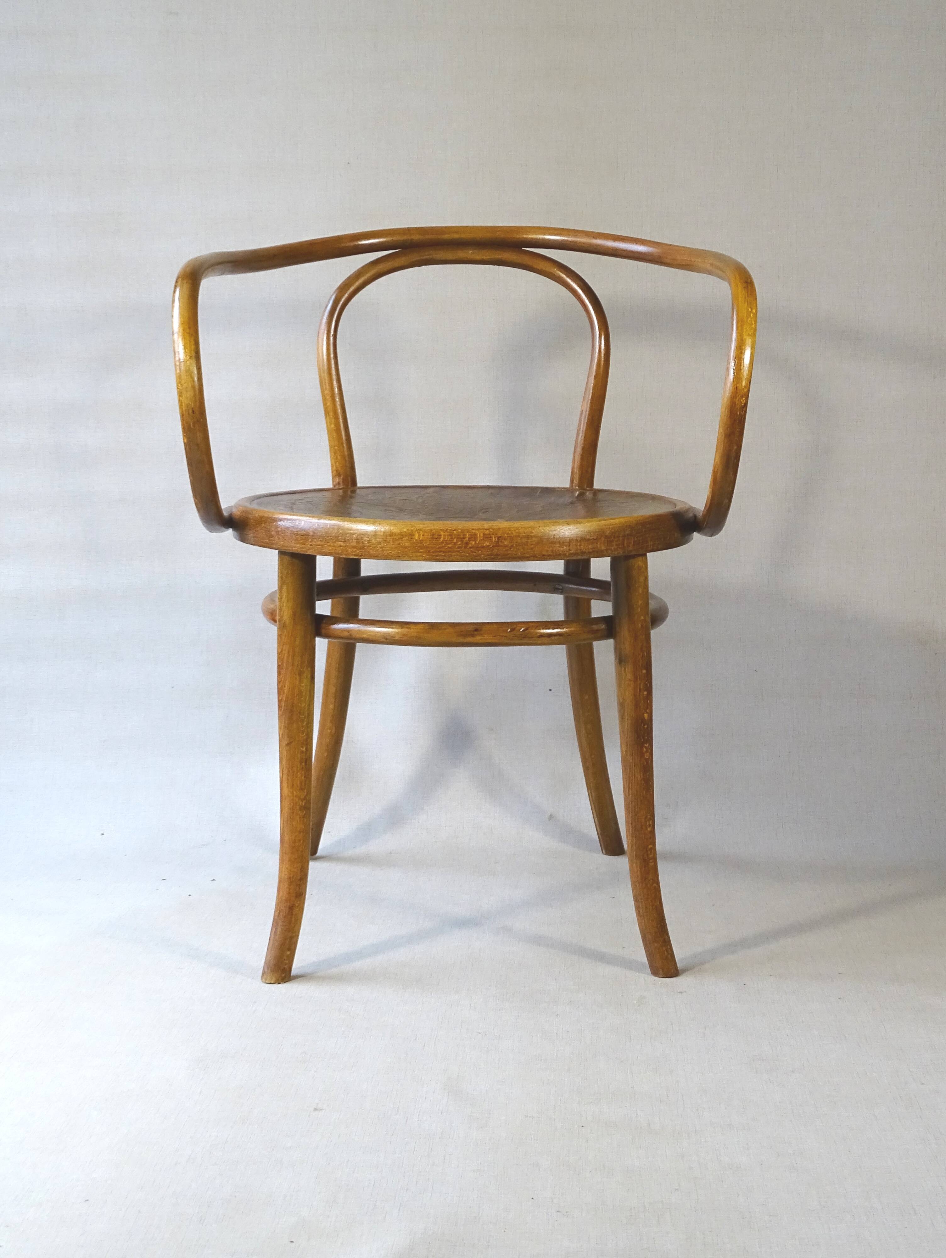 Fauteuil B9 Le Corbusier par Thonet 1925