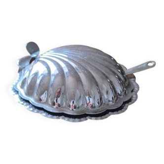 Shell butter dish in stainless steel and glass