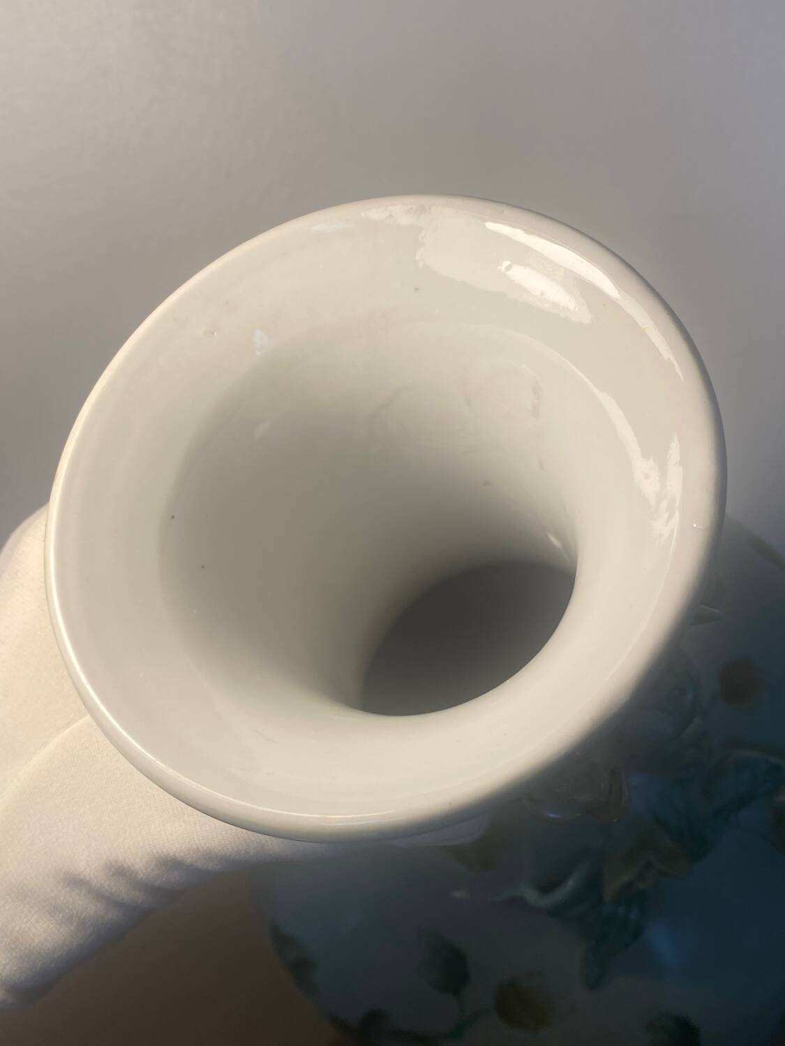 Decorative Chinese vase