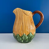 Slip pitcher