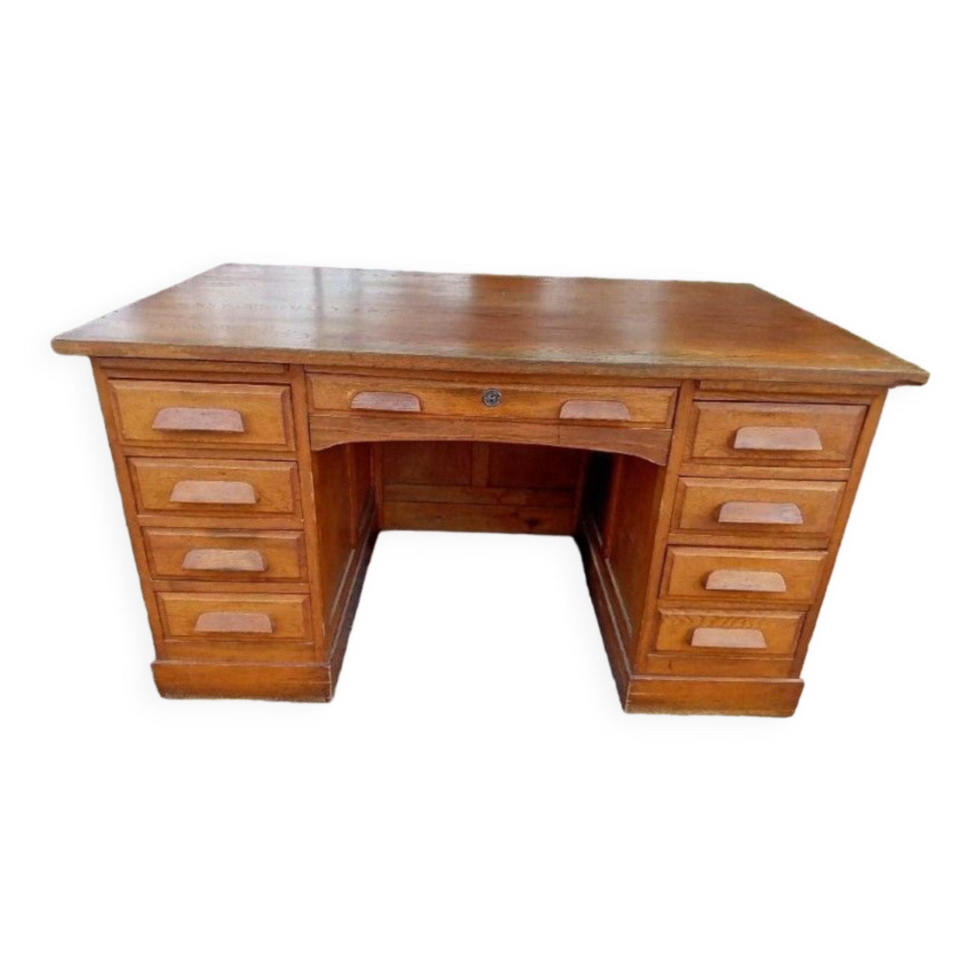 Desk 9 drawers year 40