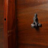 Table ronde à plateau basculant anglaise du XXe siècle en bois de cerisier, Royaume-Uni