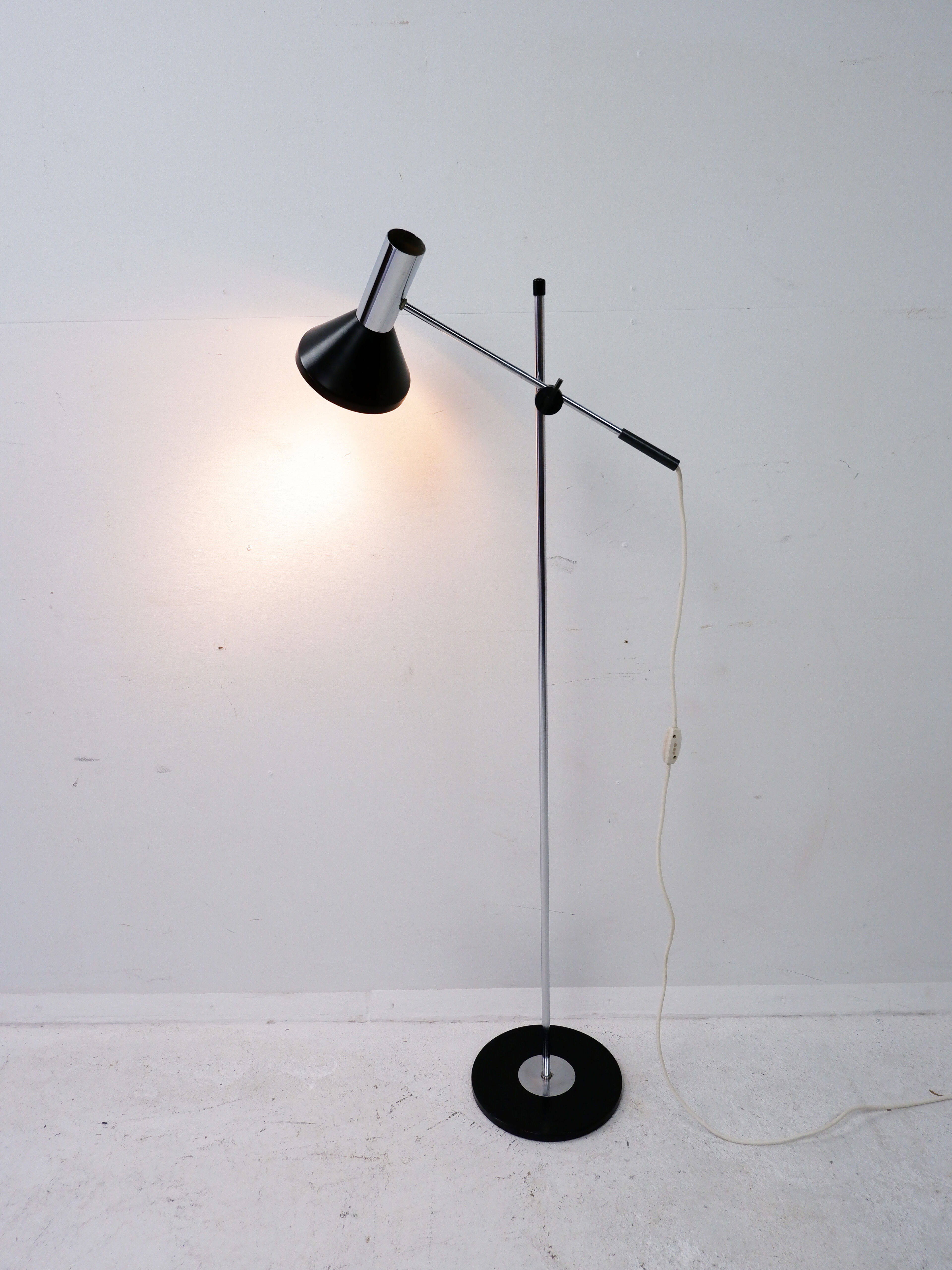 Floor Lamp by Richard Essig, 1970s