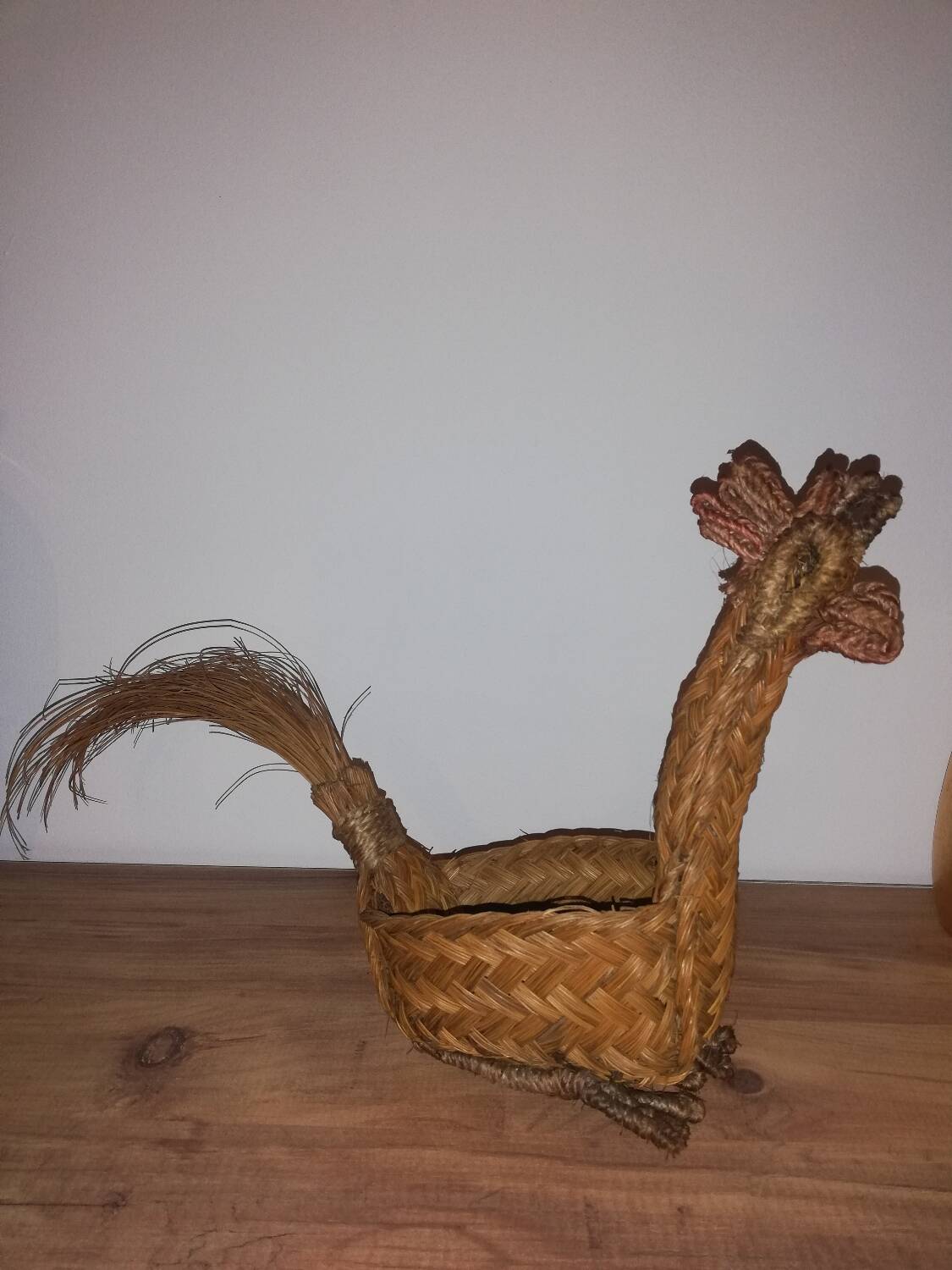 Vintage 1970s wicker chicken basket