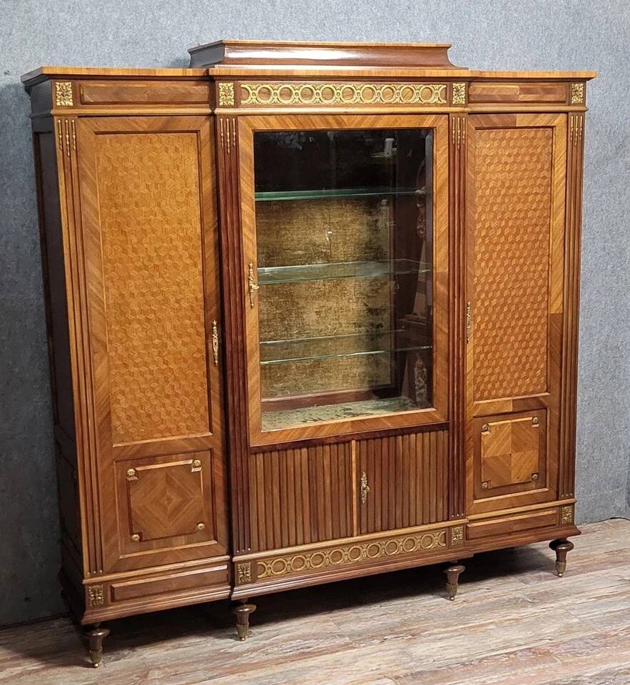 Antoine BASTET in Lyon: Rare Louis XVI style library