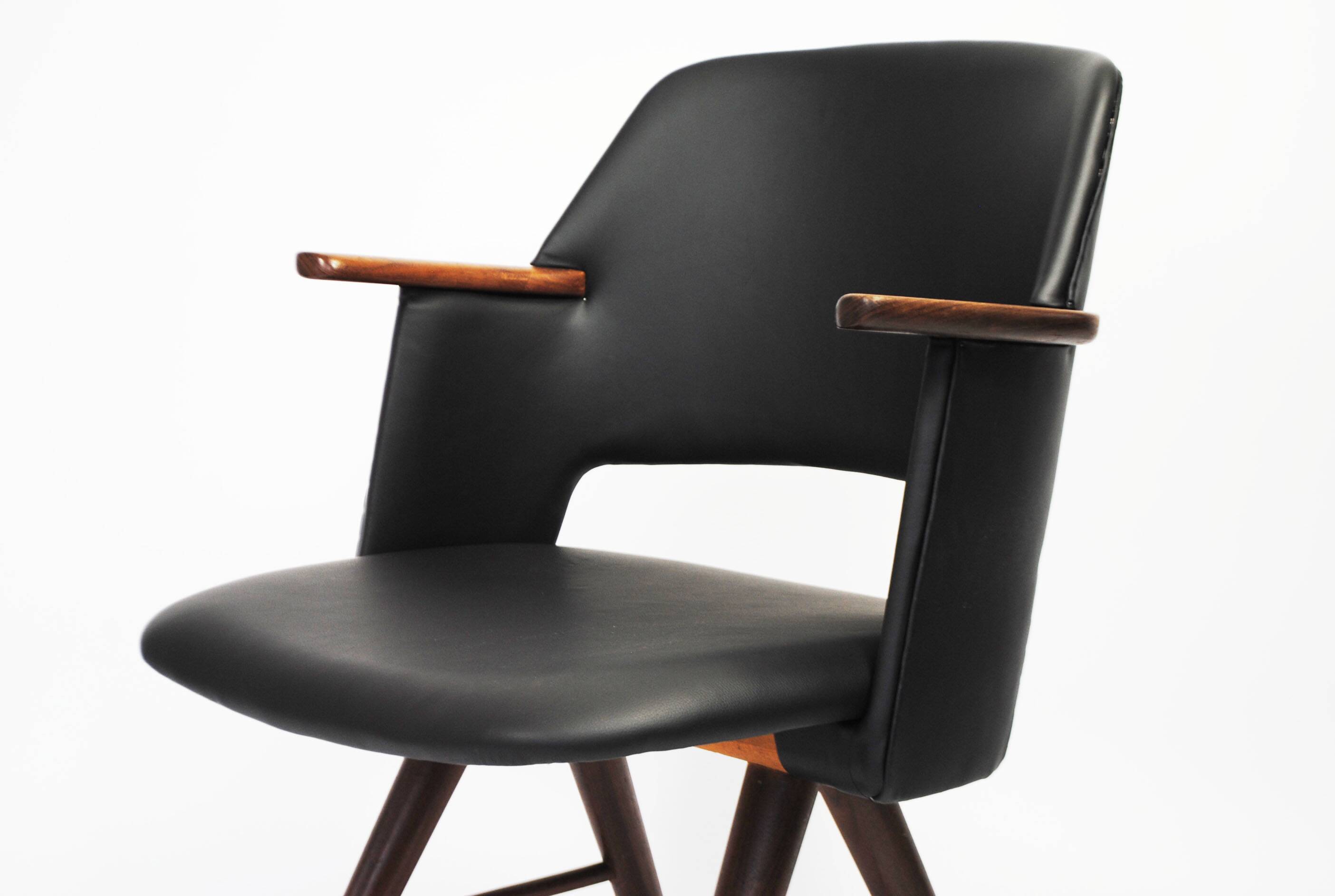Pastoe FT30 chairs by Cees Braakman