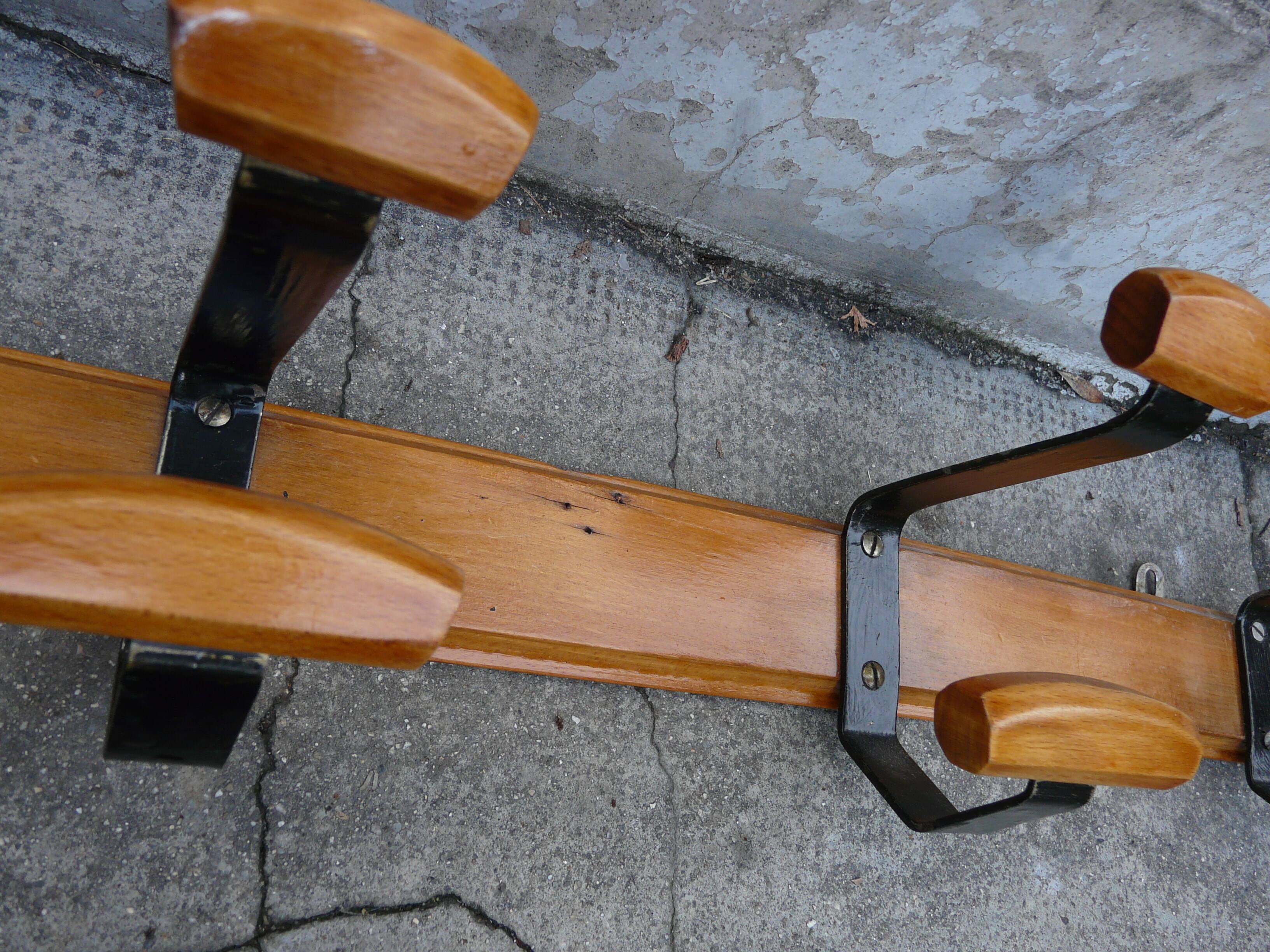 Scandinavian wall coat rack in wood and metal 8 hooks 60s 70s