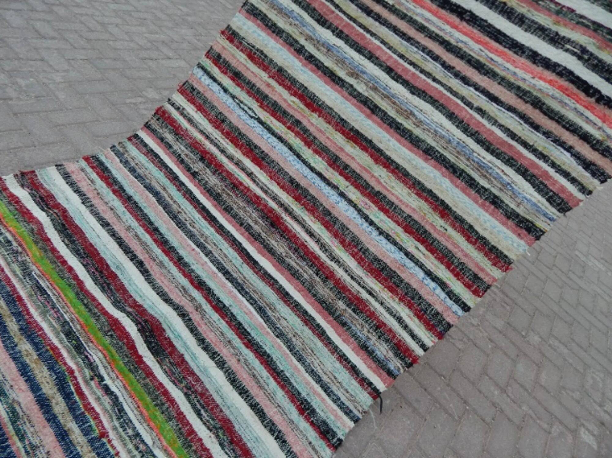 Vintage Turkish handmade rug 130x282 cm