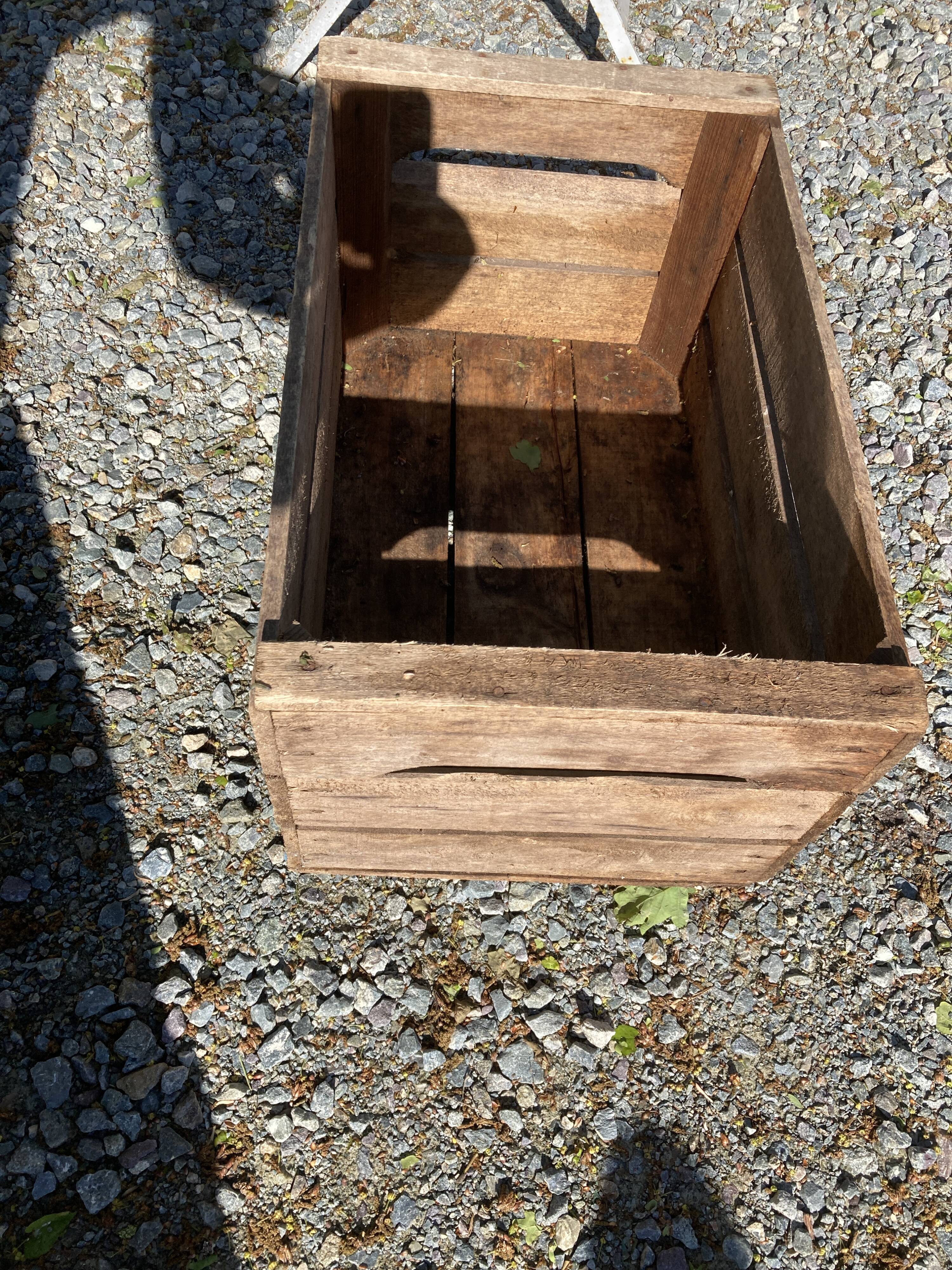 Wooden crate
