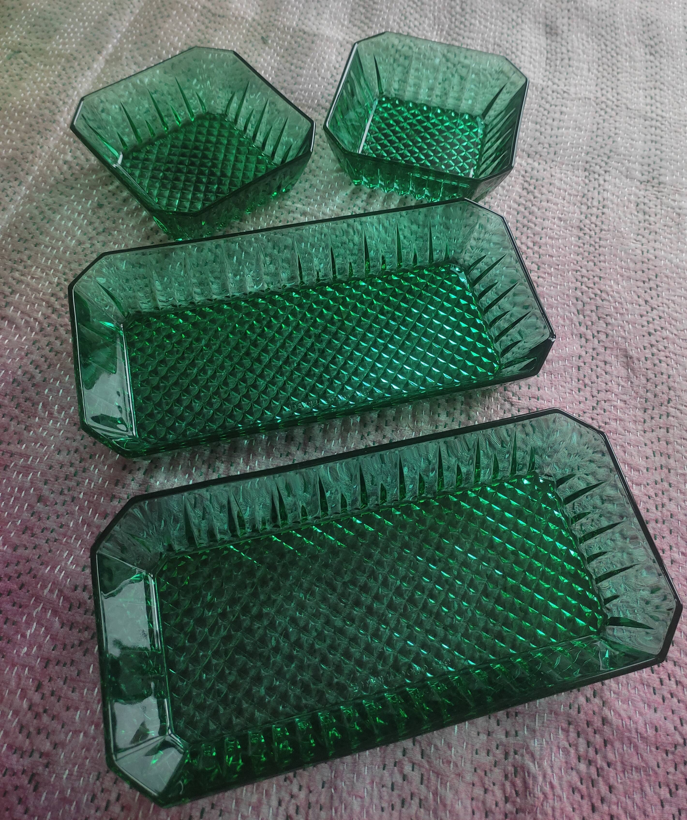 Raviers verts en verre