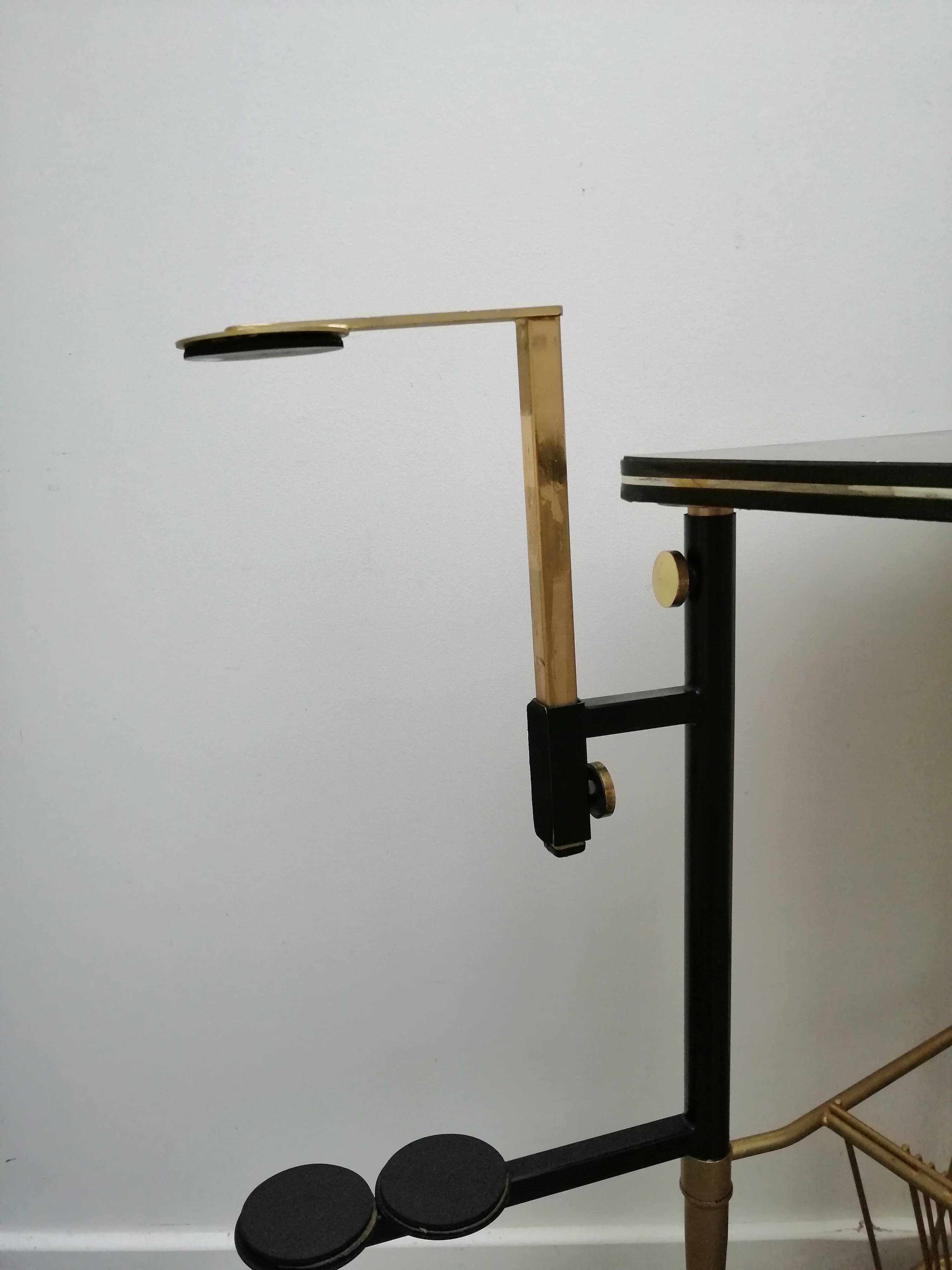 Furniture for vinyl platinum